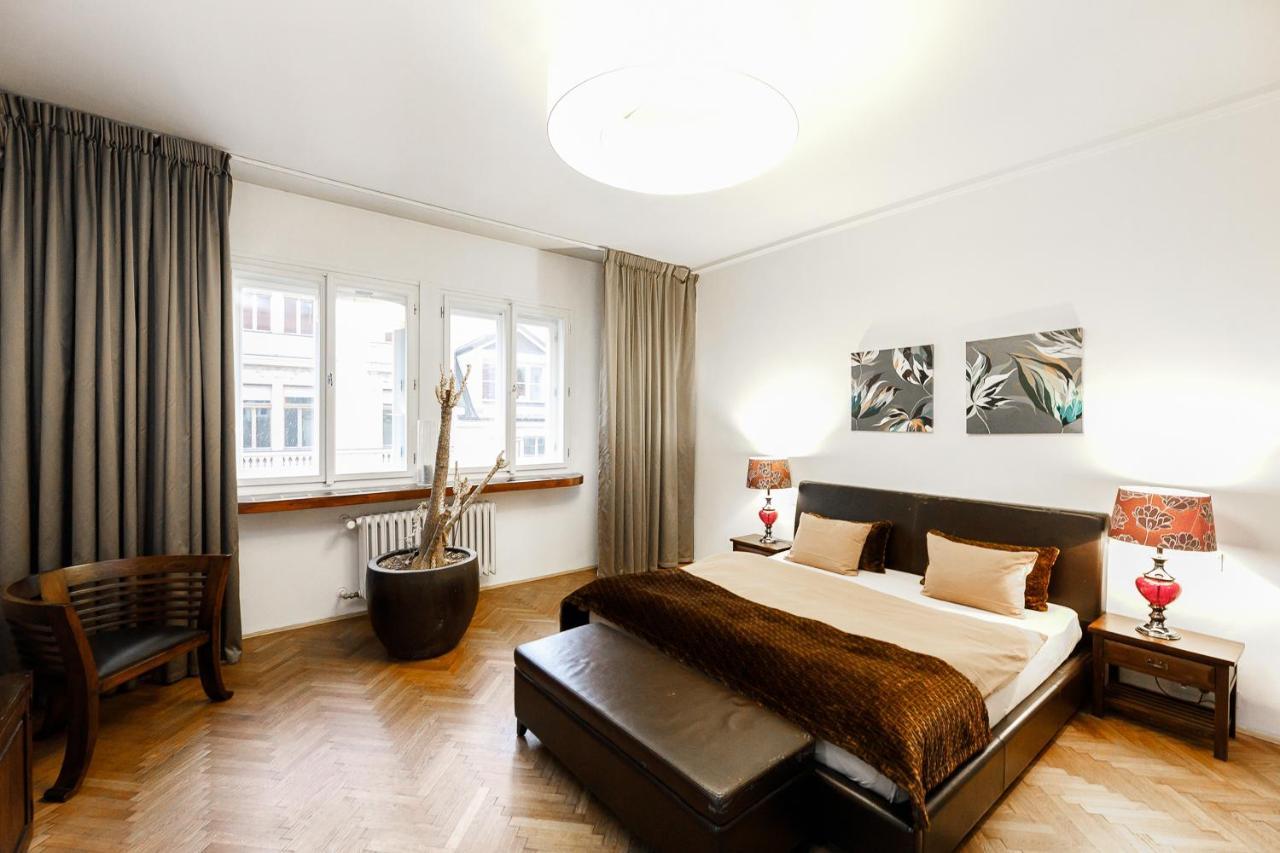 Luxury Apartment Dlouha Прага Екстер'єр фото